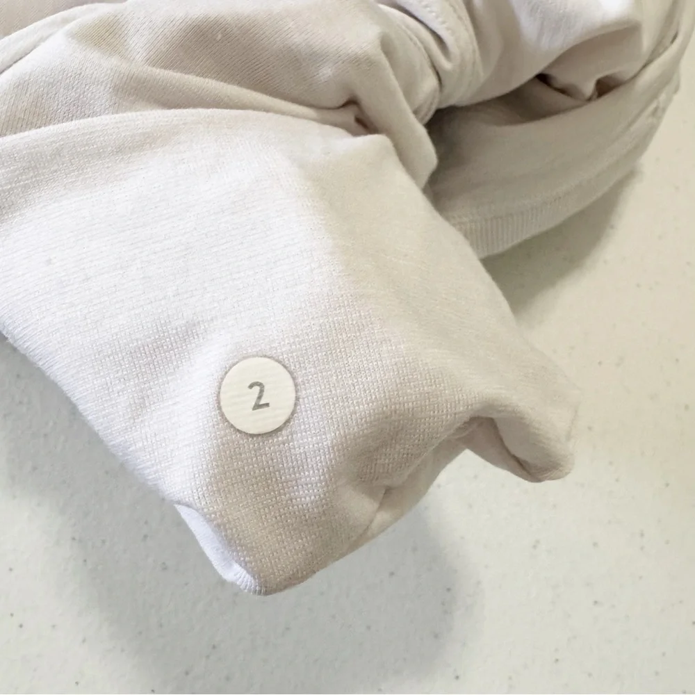 Lululemon In Flux Lined Crop White 2